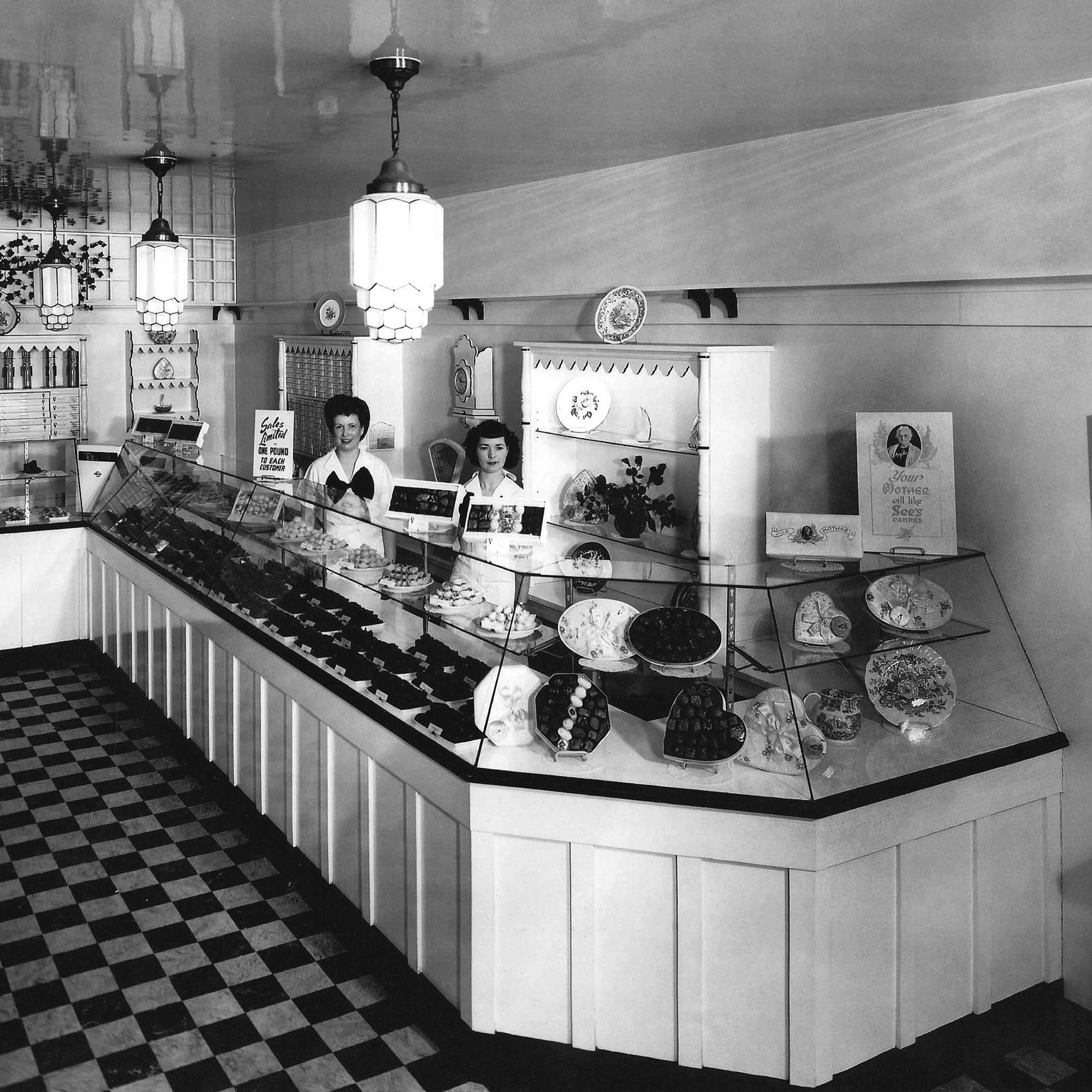 1937-%2BShop%2Band%2BCandy%2BCounter%2B%281%29%2B%281%29.jpg