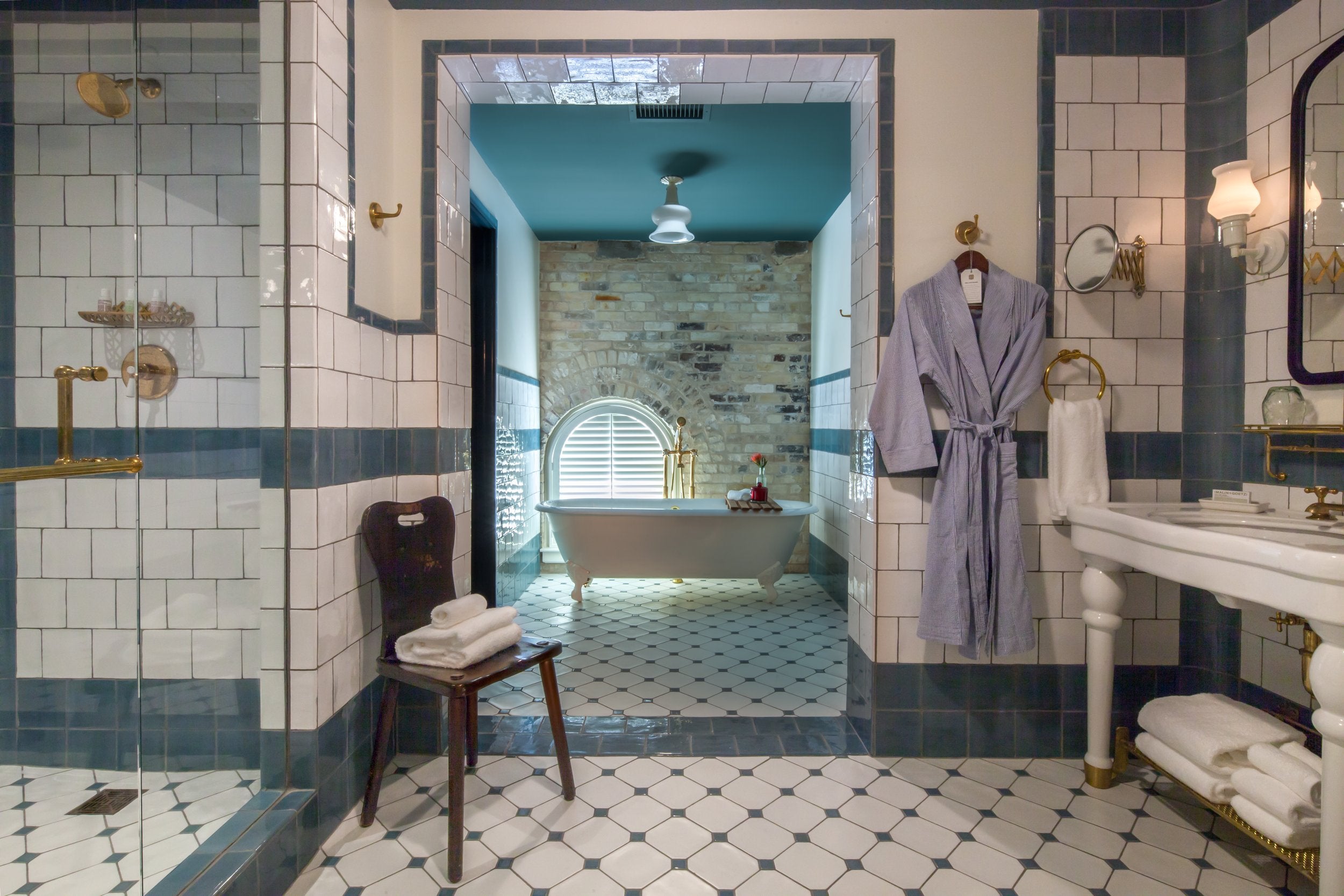 HotelEmma_GarretSuite_JR_6514%2B%281%29.jpg