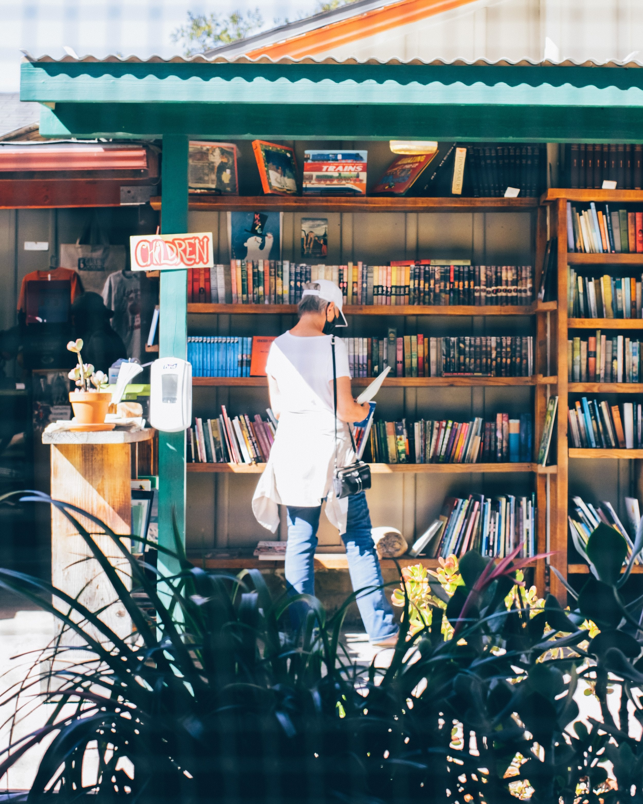 hester-qiang-xR599Od95UI-unsplash%2B%281%29.jpg