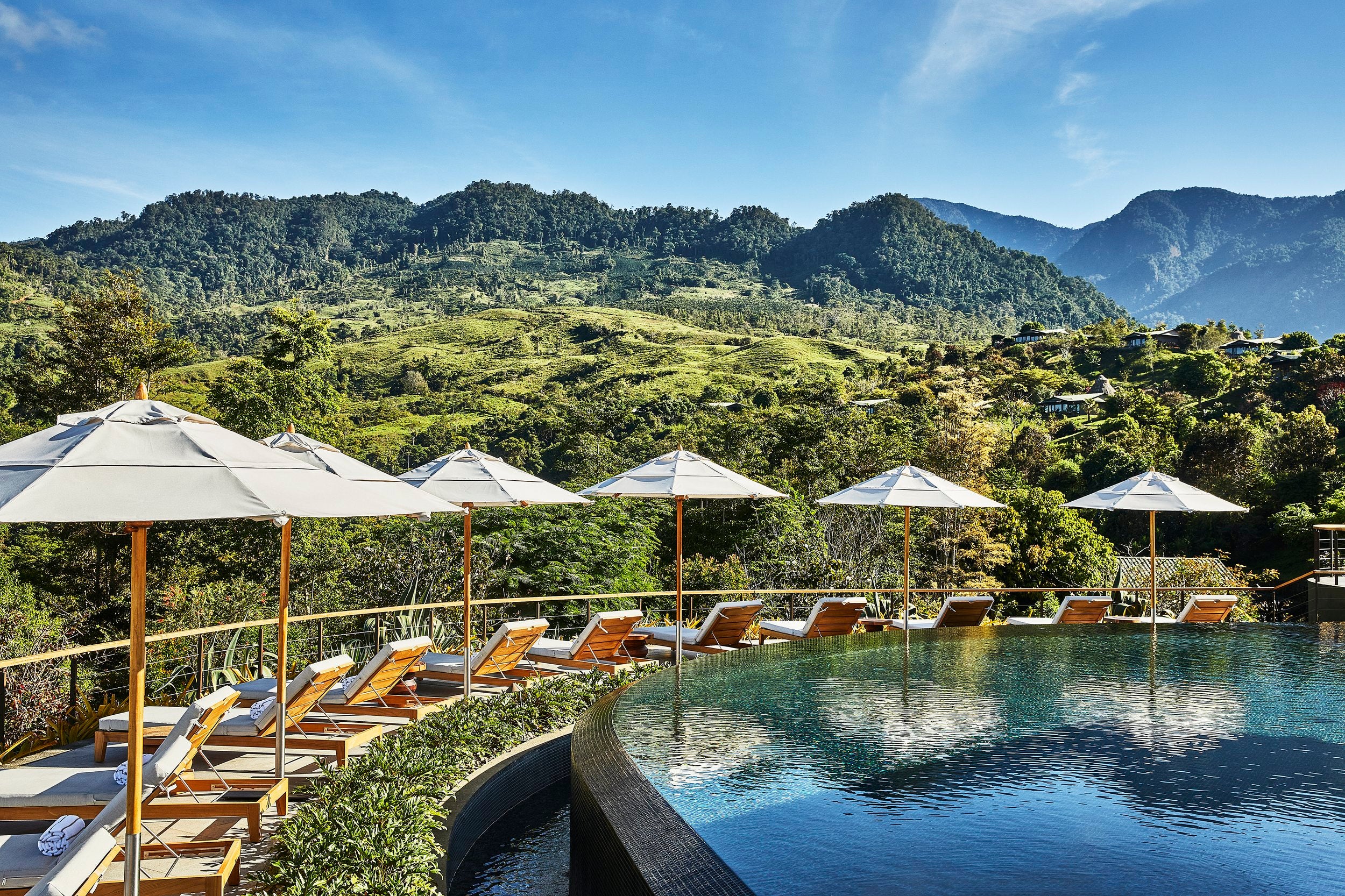 ALG_Public-Spaces_Las-Brisas_Pool%2BTHIS%2BONE%29.jpg